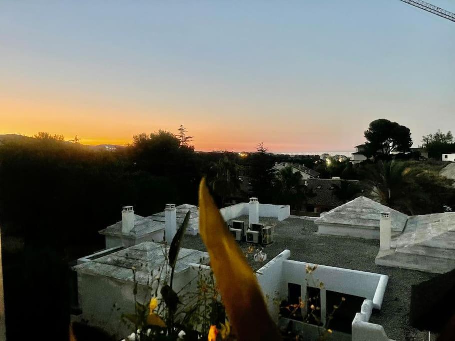 Luxury Apartamento En Rio Real มาร์เบยา ภายนอก รูปภาพ